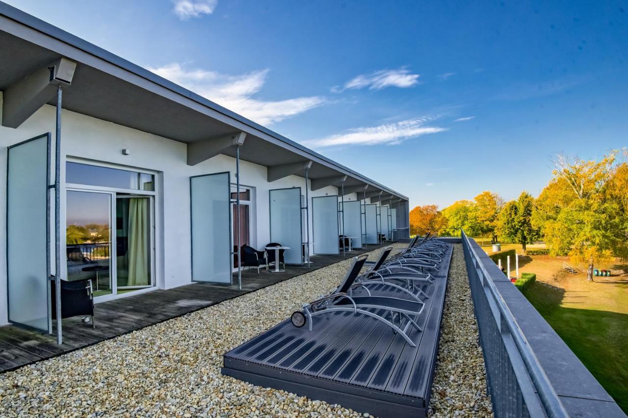 ניופלד אן דר ליתה Neufeldersee Hotel & Restaurant מראה חיצוני תמונה